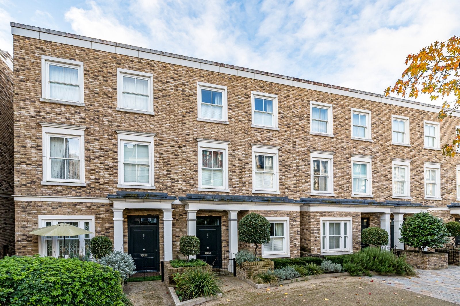 House Palladian Gardens in Greater London