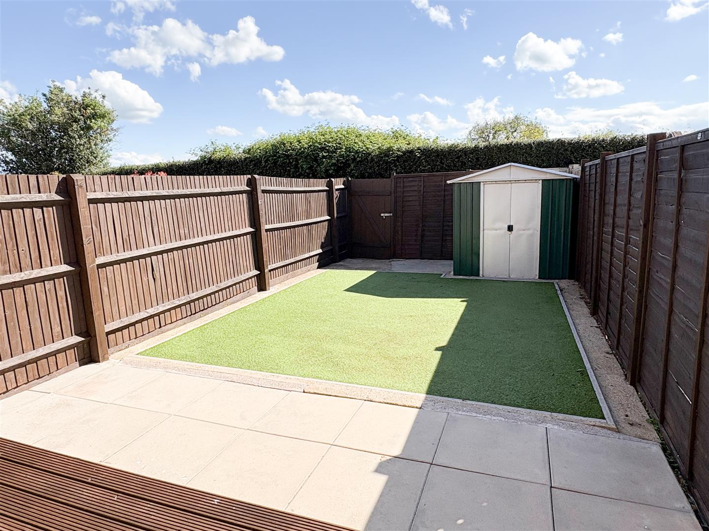 House Hornbeam Close in Leighton Buzzard