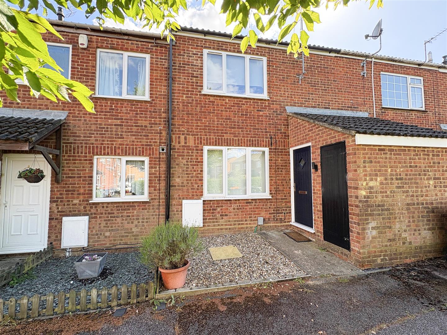 House Hornbeam Close in Leighton Buzzard