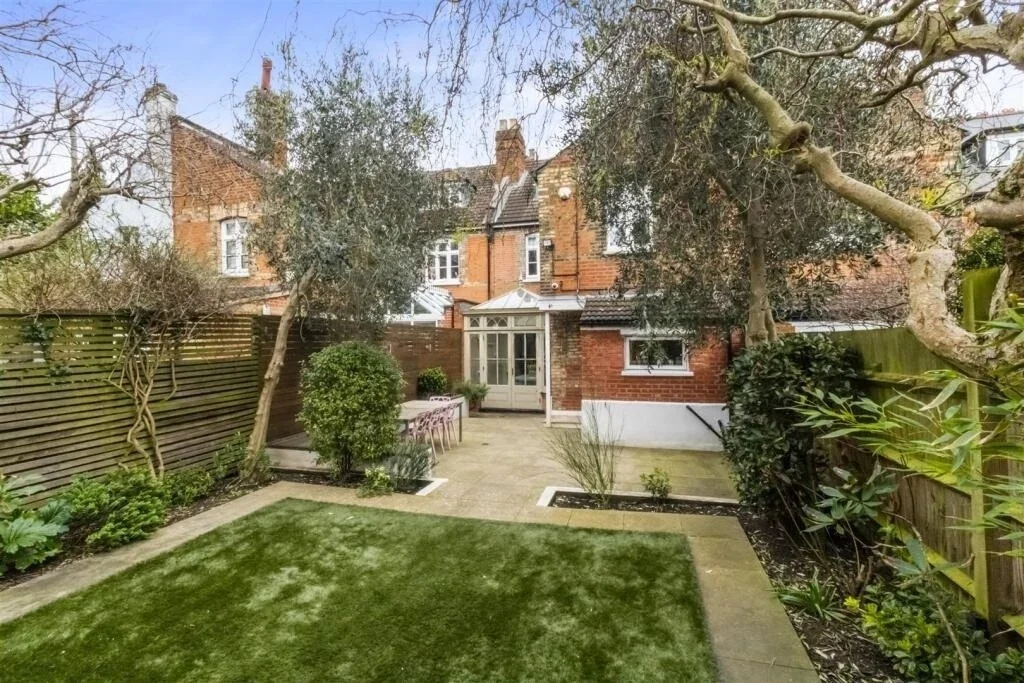 House Birchington Road in Greater London