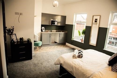 Room Mount Pleasant Road in Wallasey