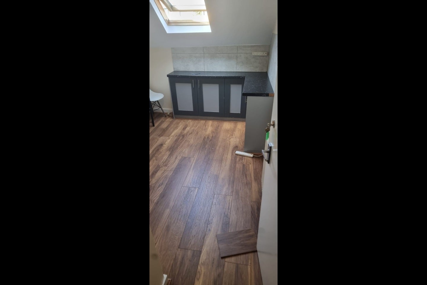 Room St Andrews Road in Greater London