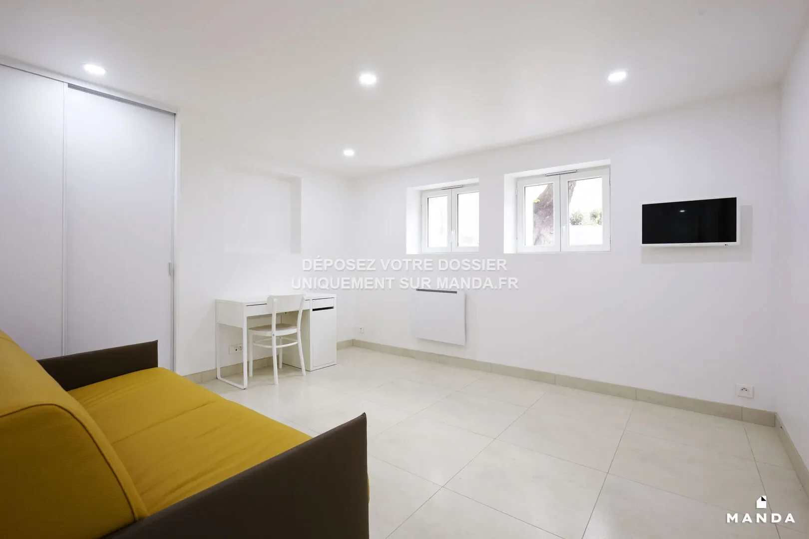 Flat Rue du Général Brunet in Paris