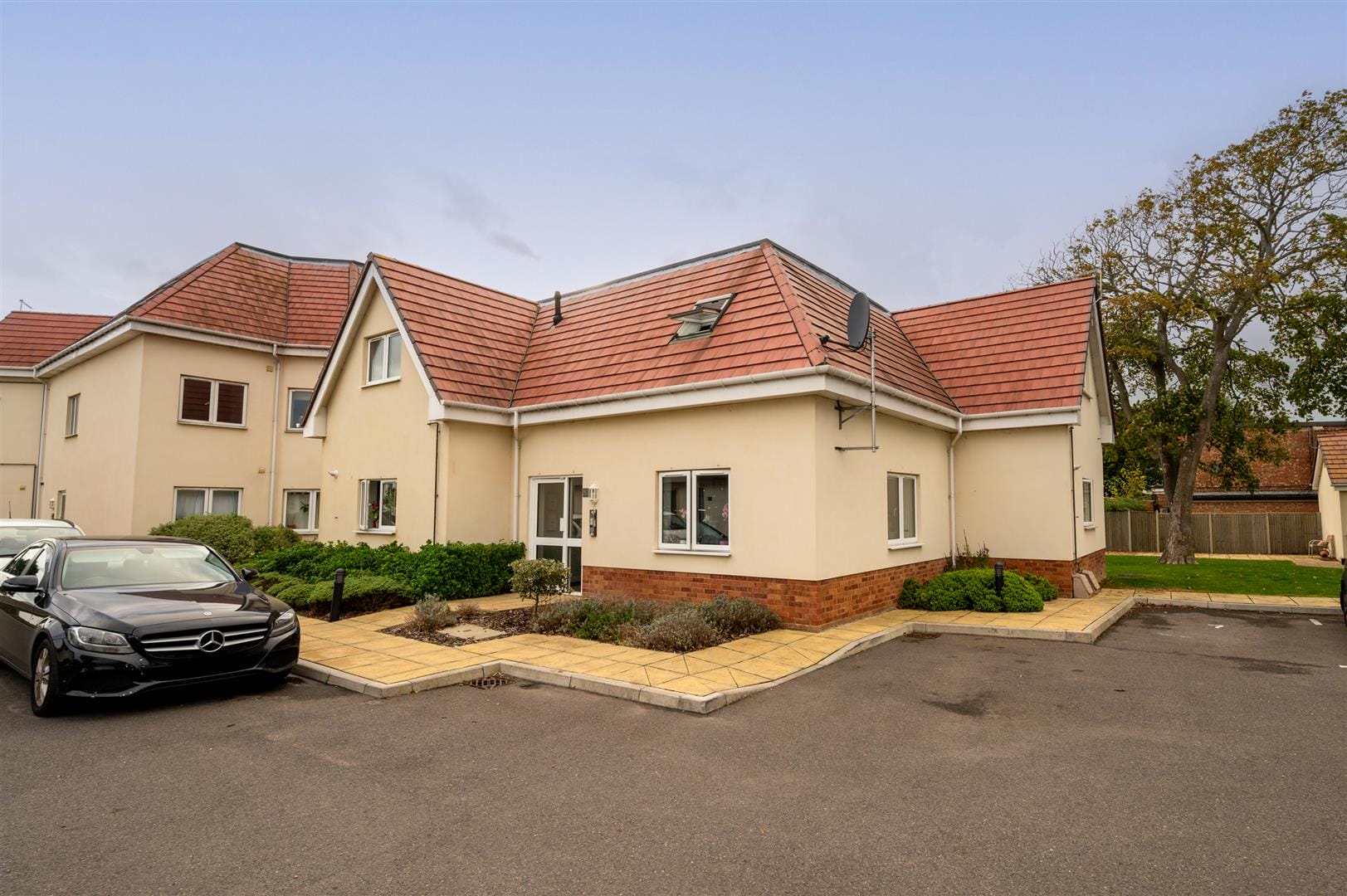 Flat Norflok Crescent in Havant