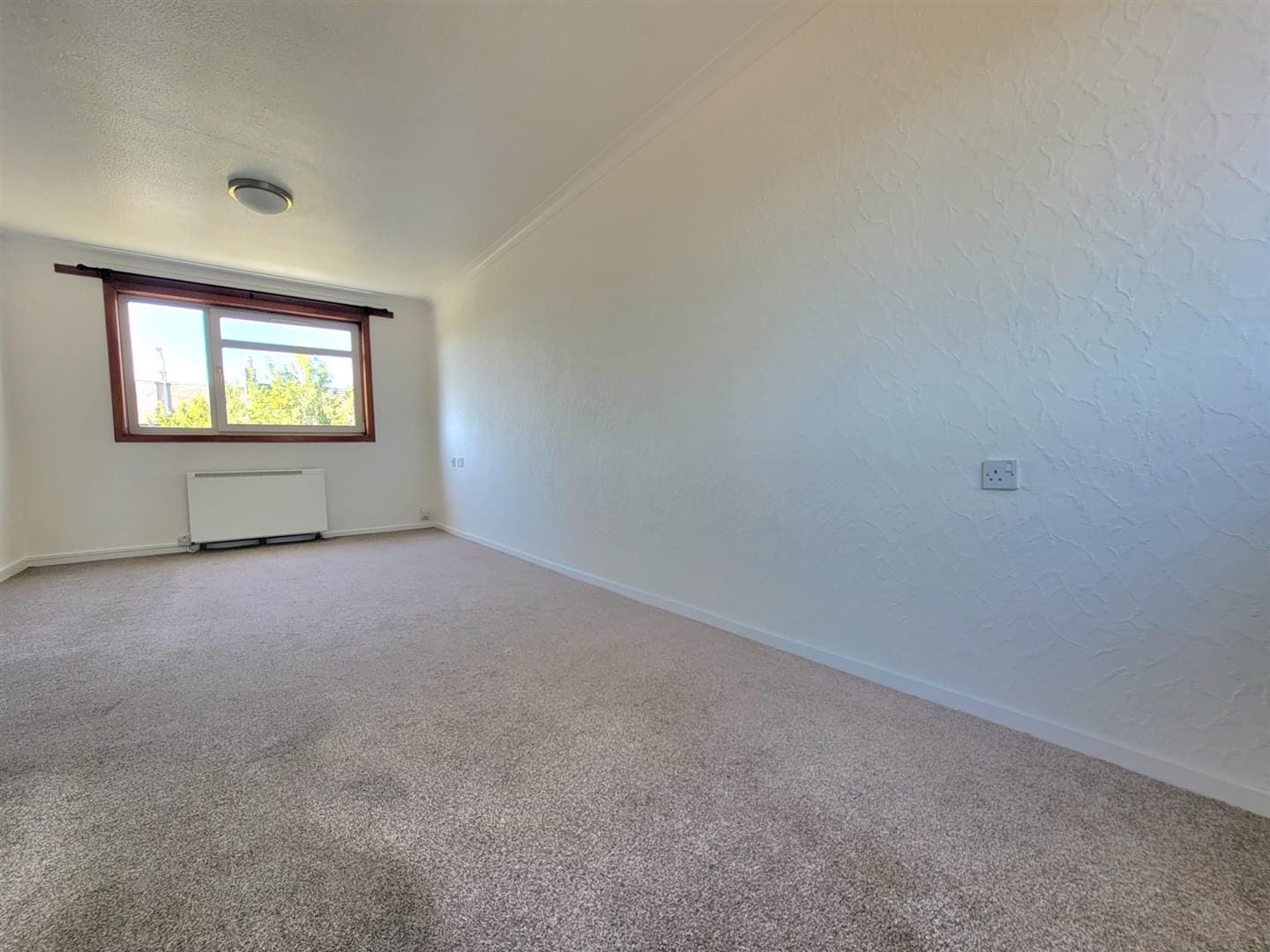 Flat Orkney Place in Kirkcaldy