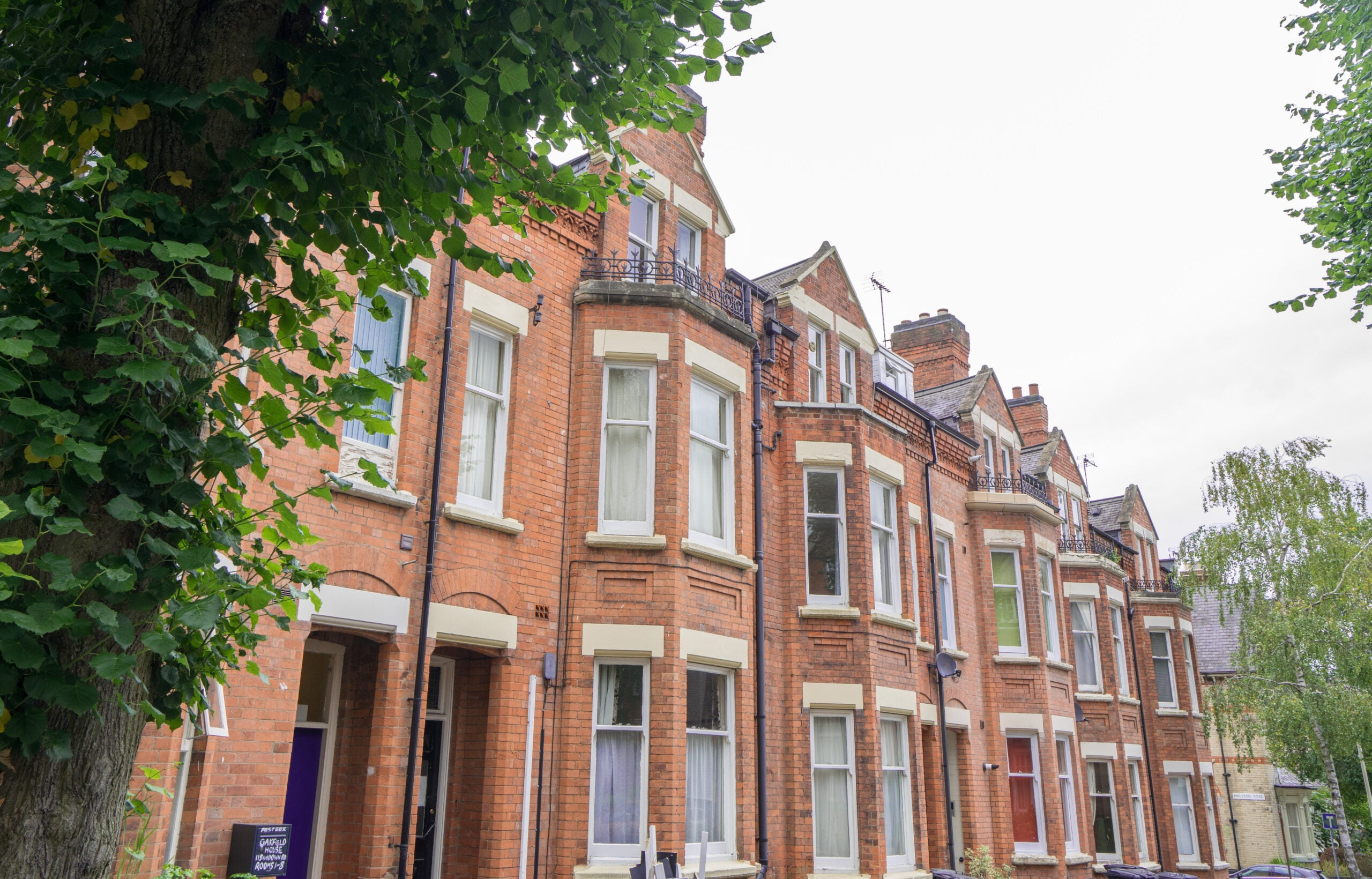 Flat Sandown Road in Leicester
