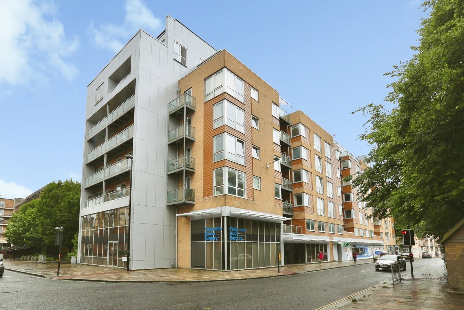 Flat High Street in Southampton
