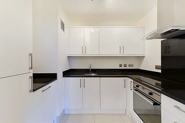 Flat Cromwell Road in Greater London