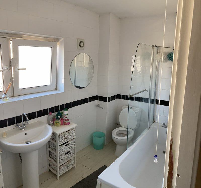 Room Waddington Road in Greater London