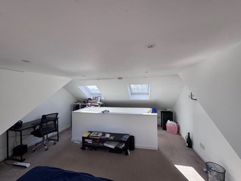 Room Kenlor Road in Greater London