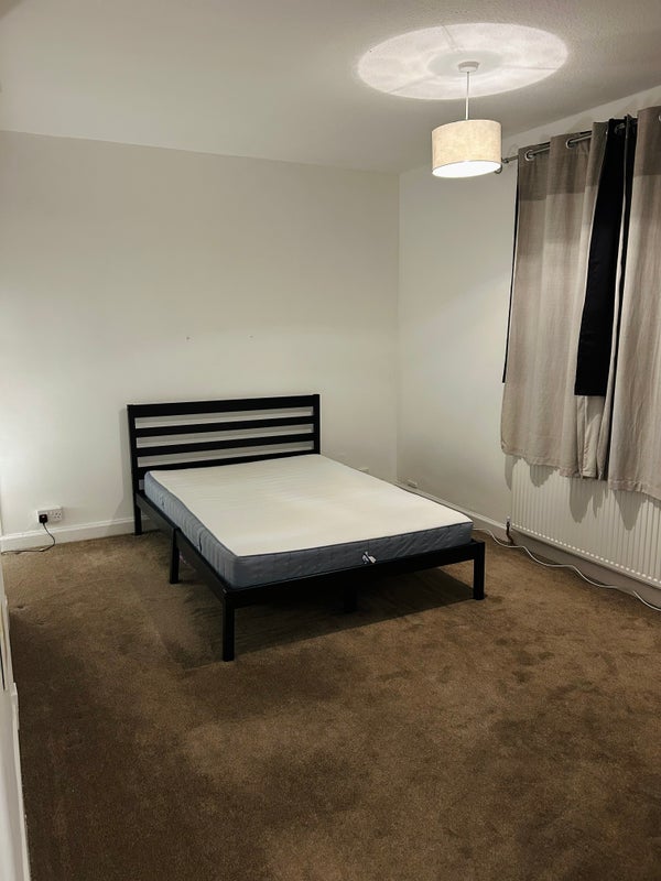 Room High Street in Dalkeith