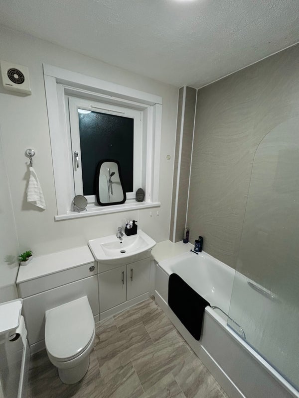 Room High Street in Dalkeith