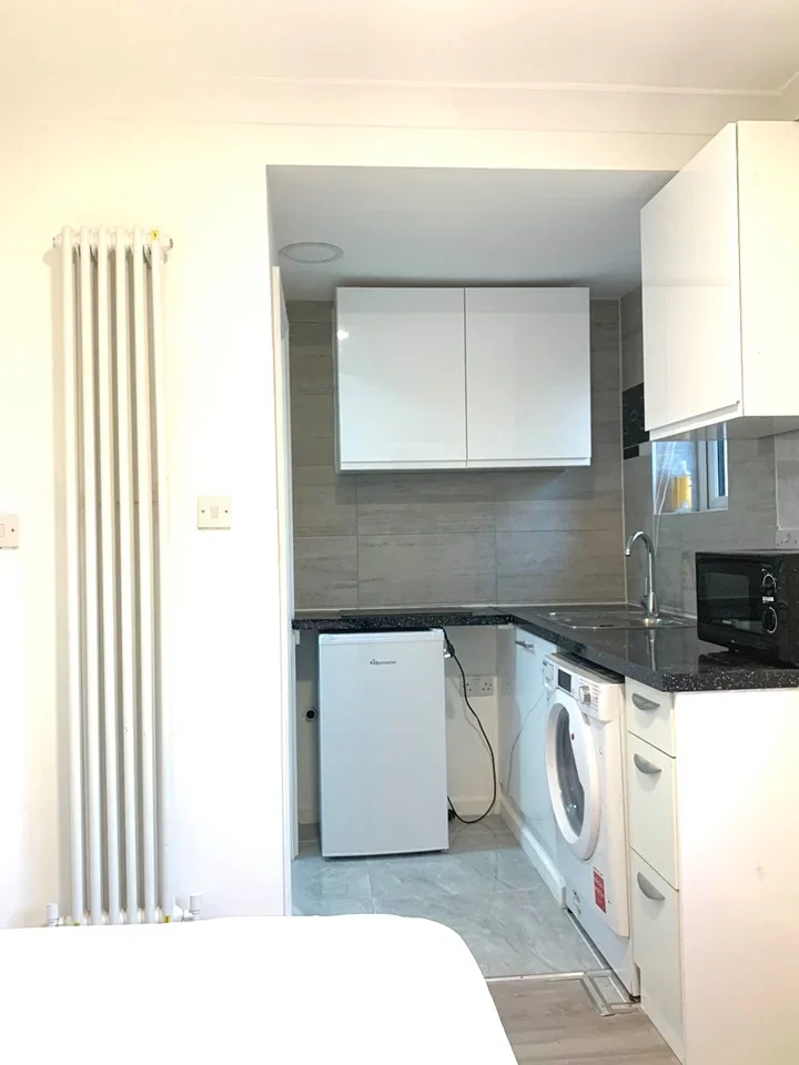 Flat Tresham Crescent in City of Westminster