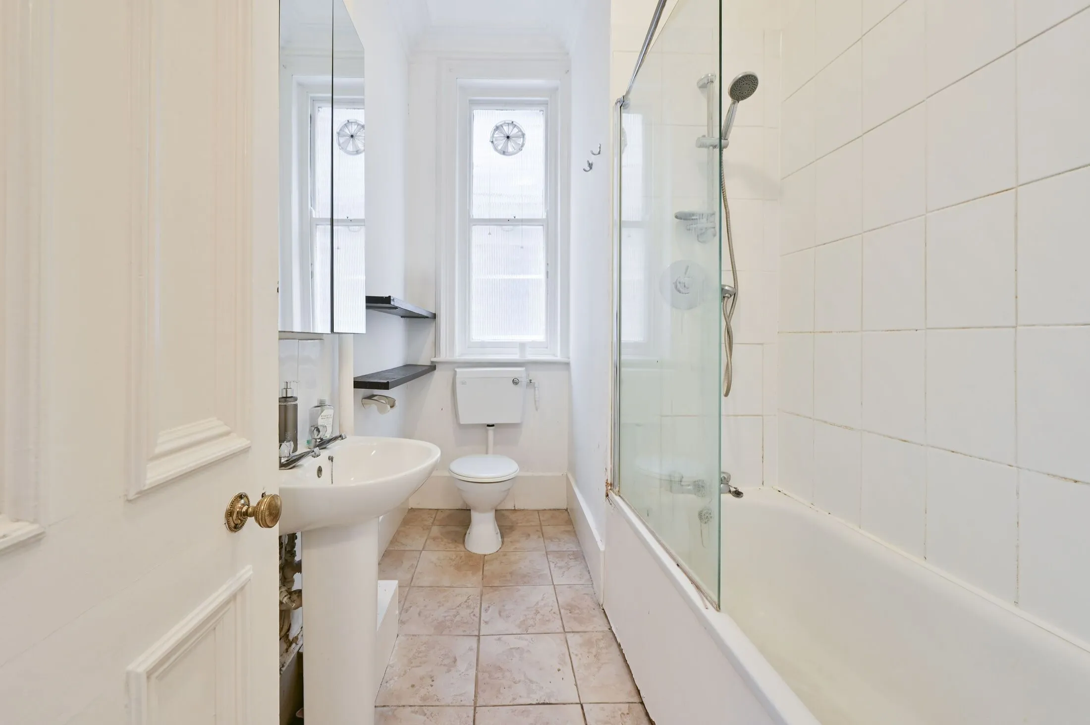 Flat Great Russell Street in Greater London