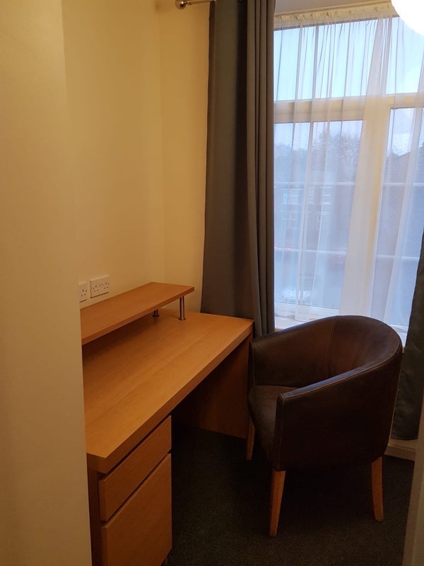 Room Prospect Road in Wakefield