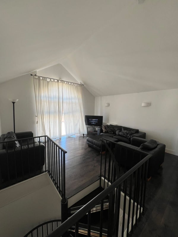 Room Stansted Road in East Hertfordshire