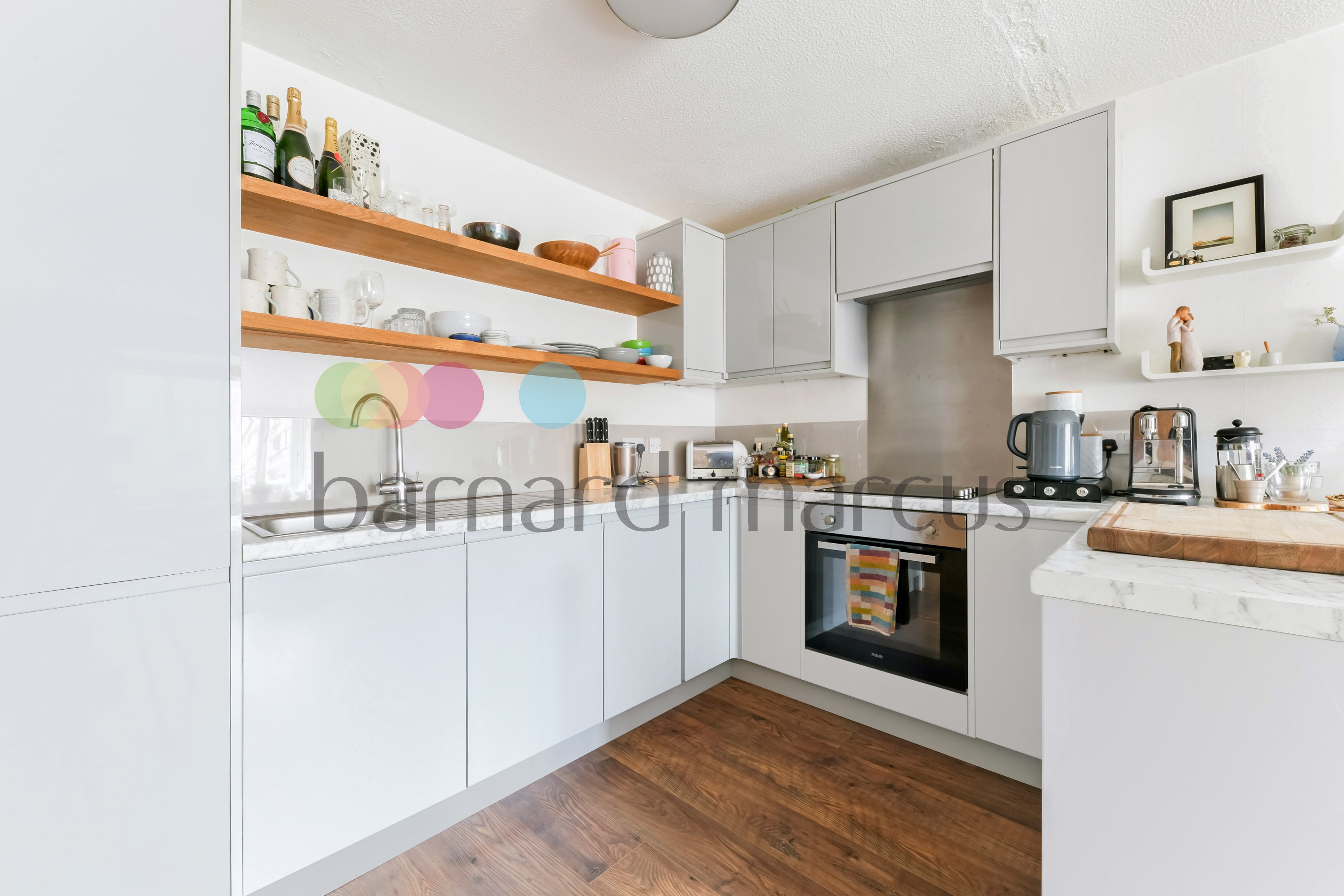 Flat Godstone Road in Caterham