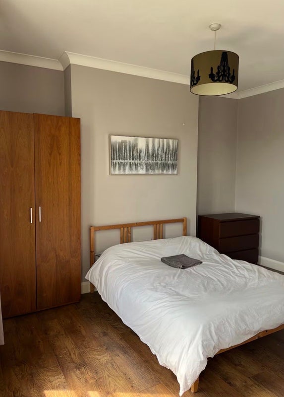 Room Endymion Road in Greater London