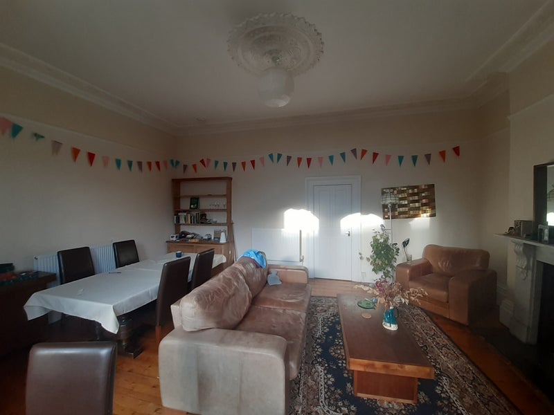 Room Miles Road in Bristol