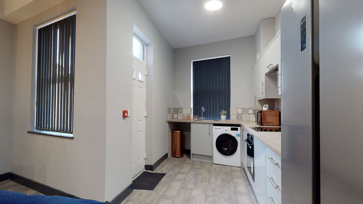 Room Wilson Street in Wakefield