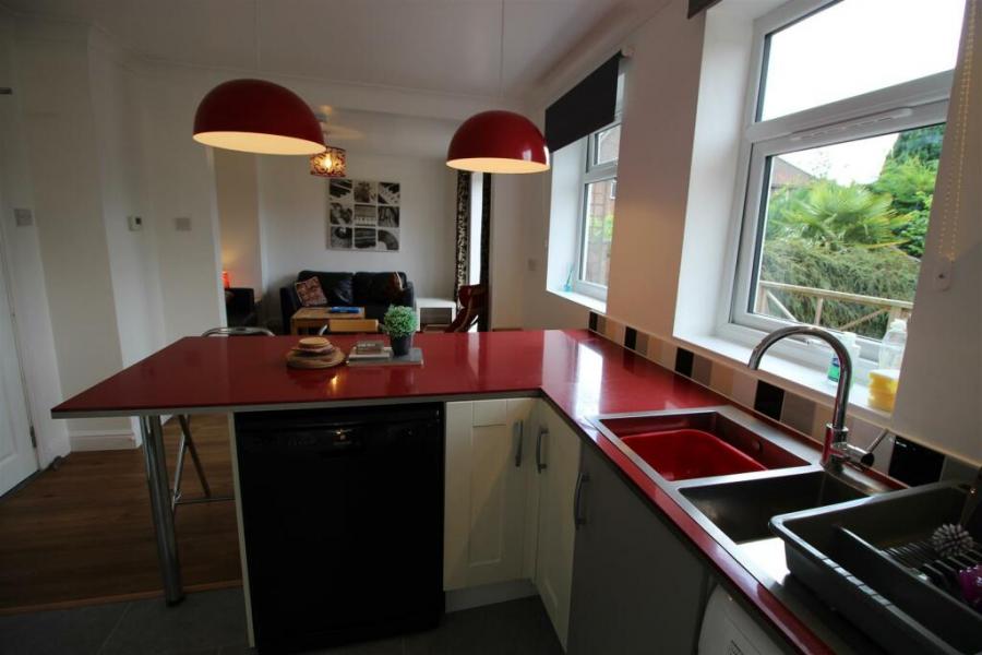 Room Winchcomb Road in Norwich