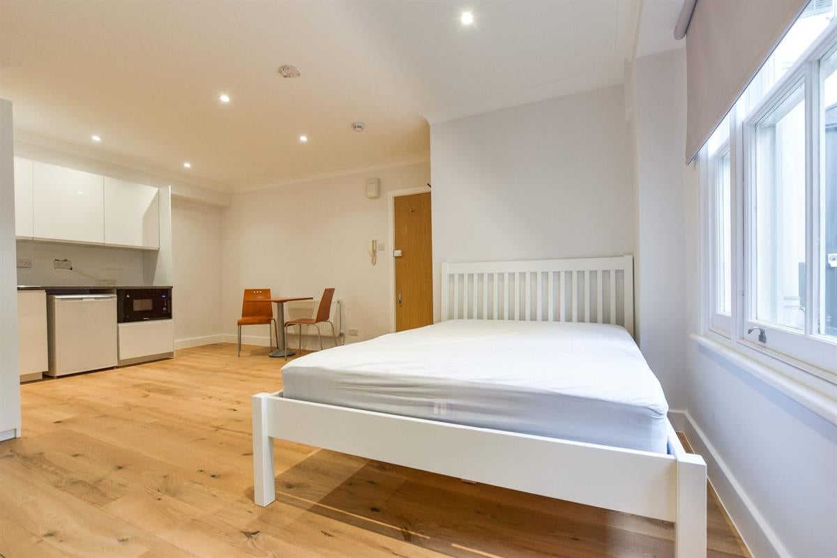 Flat Talbot Road in City of Westminster