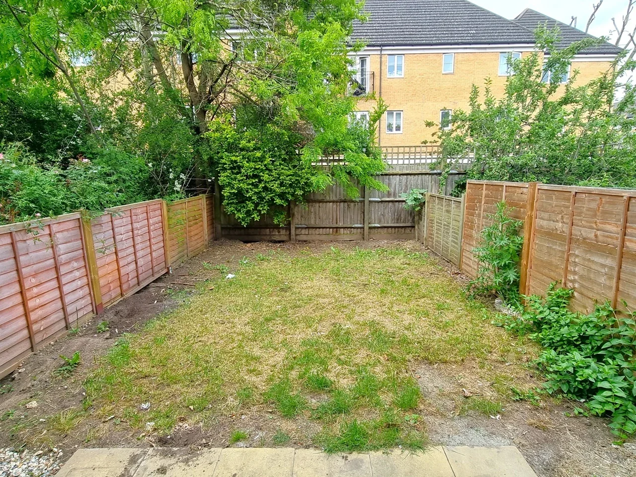 House Edgar Wallace Close in Greater London