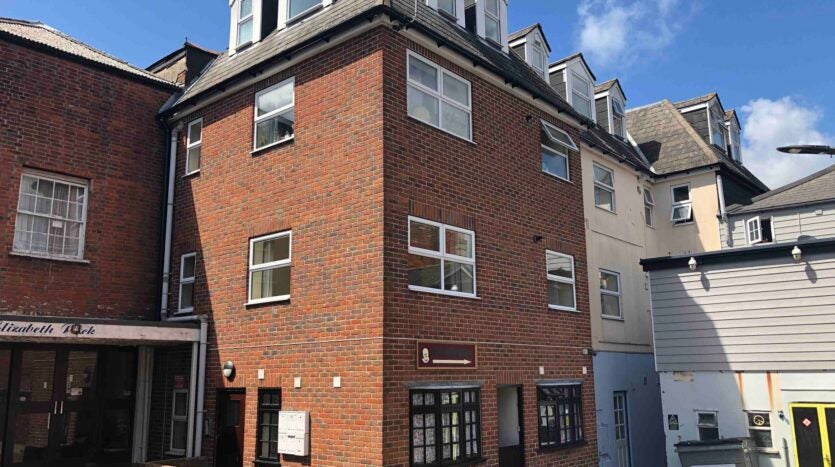 Flat Cross Street in Ryde