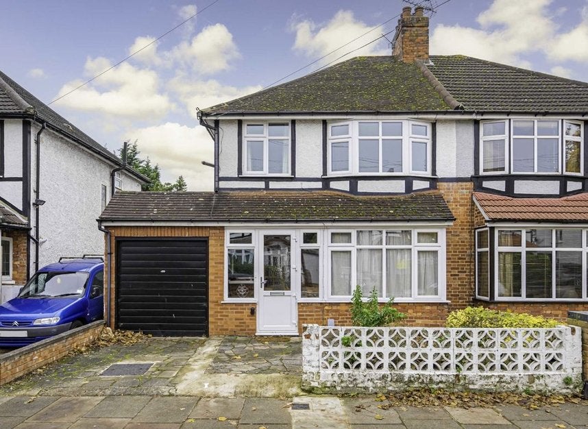 House Chudleigh Road in Greater London