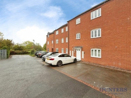 Flat Wharf Lane in Metropolitan Borough of Solihull