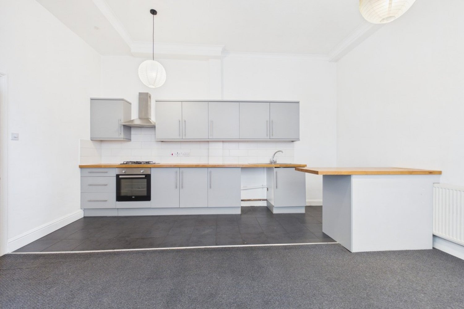 Flat Market Place in Folkestone and Hythe District