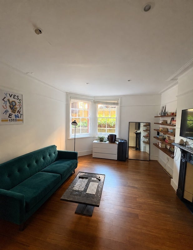 Room Queen's Club Gardens in Greater London