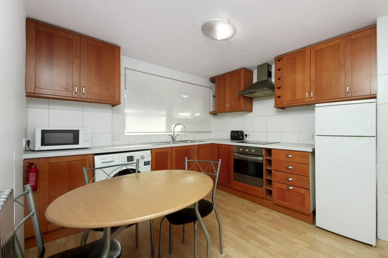 Room Camden Road in Greater London