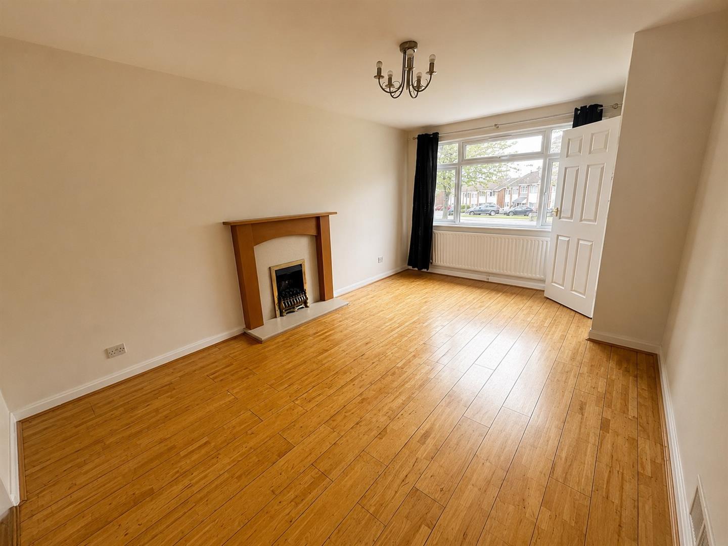 House Evans Road in Rugby
