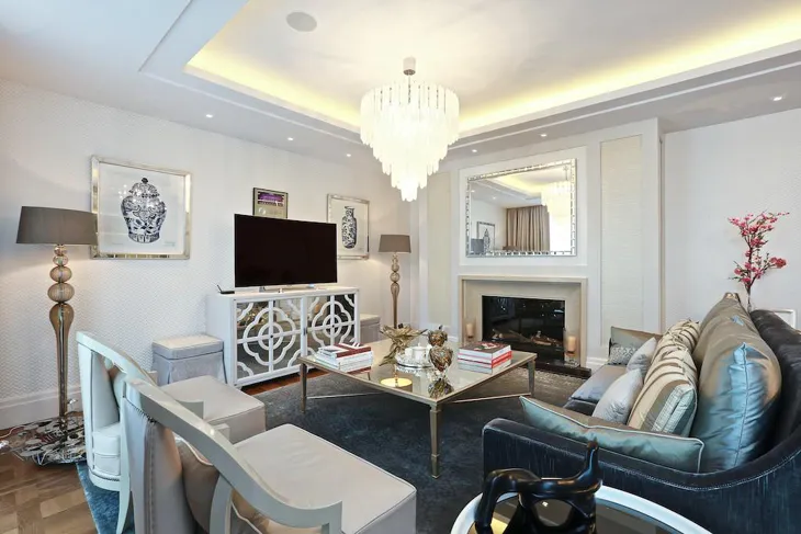 Flat Ebury Square in City of Westminster