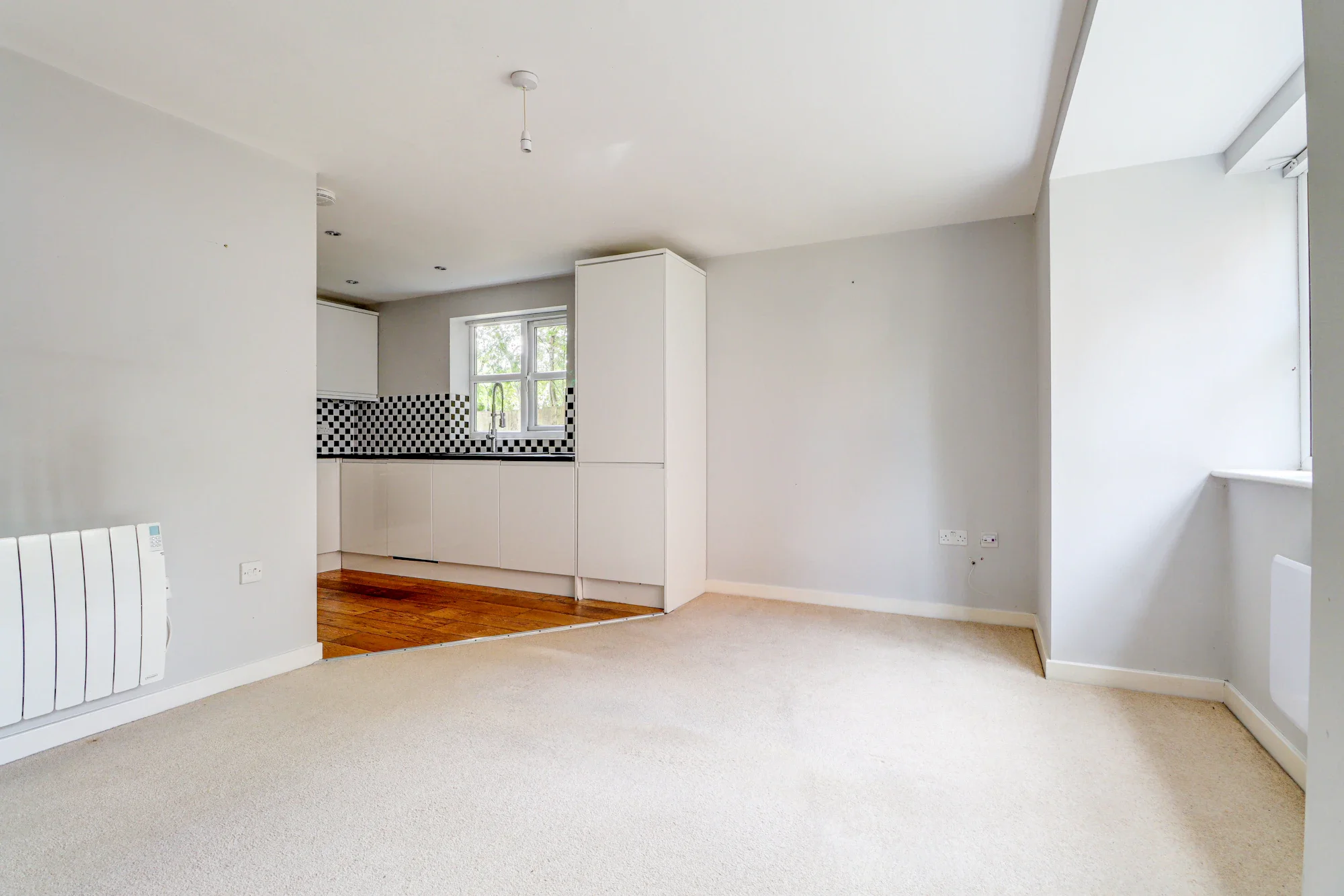 Flat Rainbow Close in St Albans
