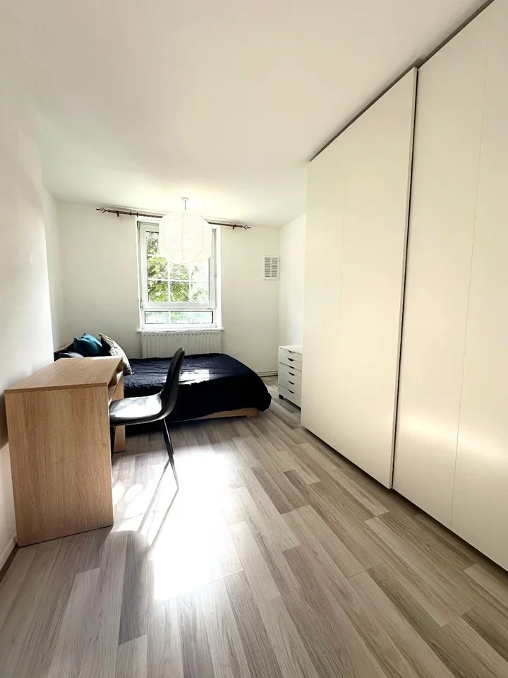 Room Boyd Street in Greater London