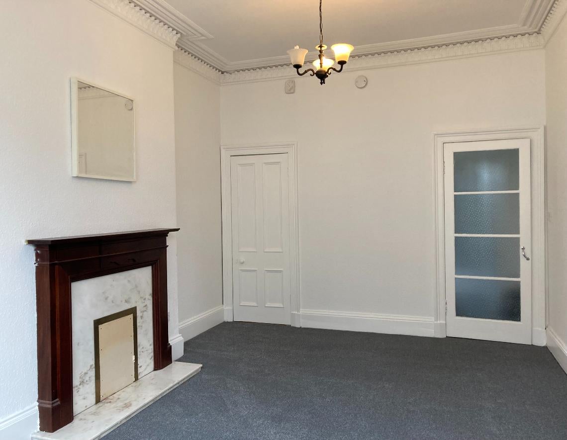 Flat Bruntsfield Place in City of Edinburgh