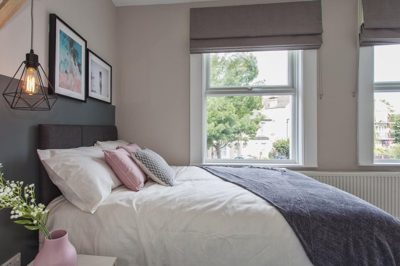Room Bottonscroft Close in Greater London