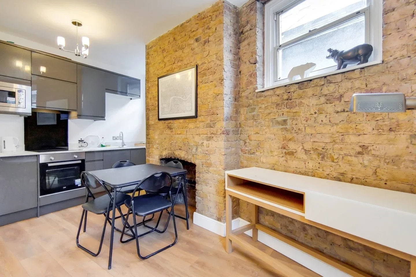 Flat Old Compton Street in City of Westminster