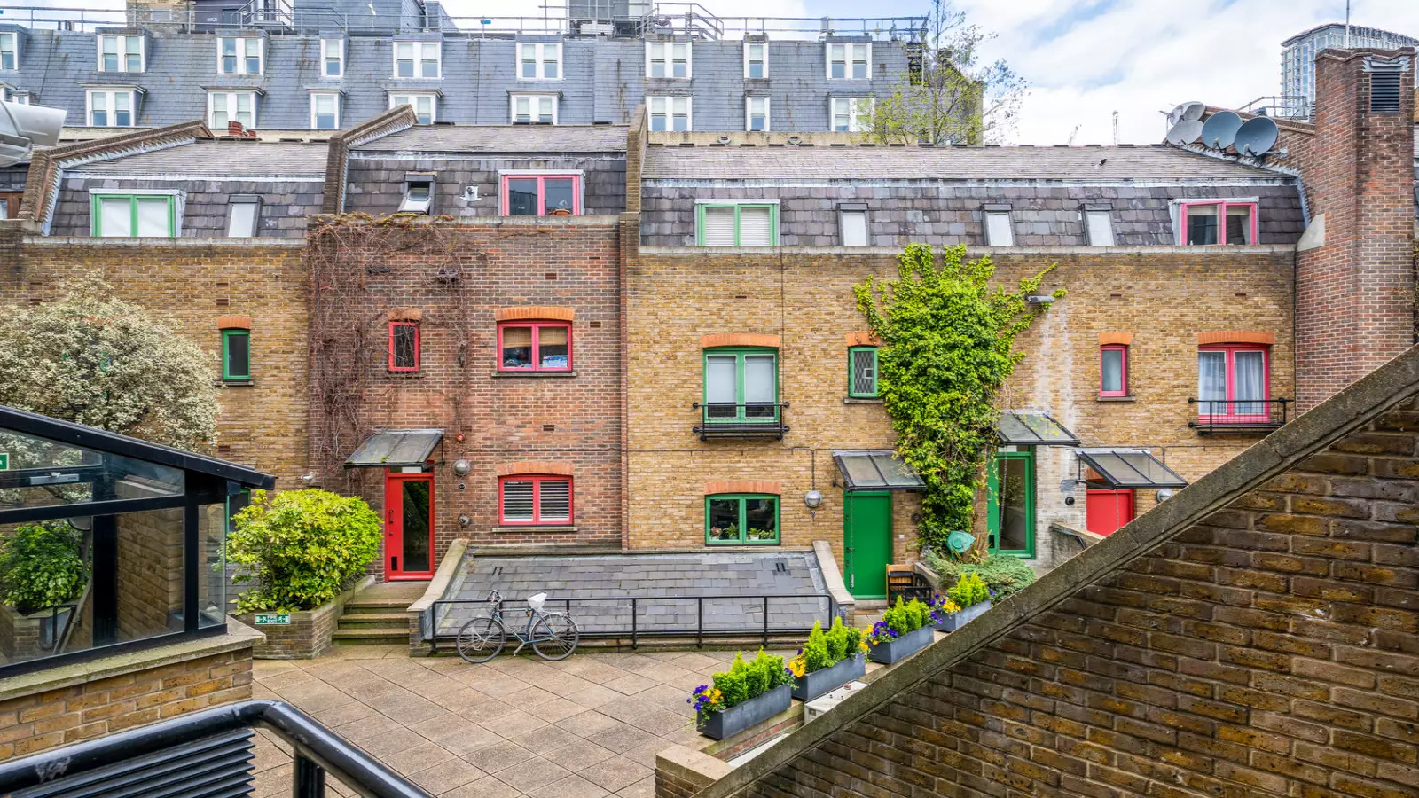 Flat Shelton Street in City of Westminster