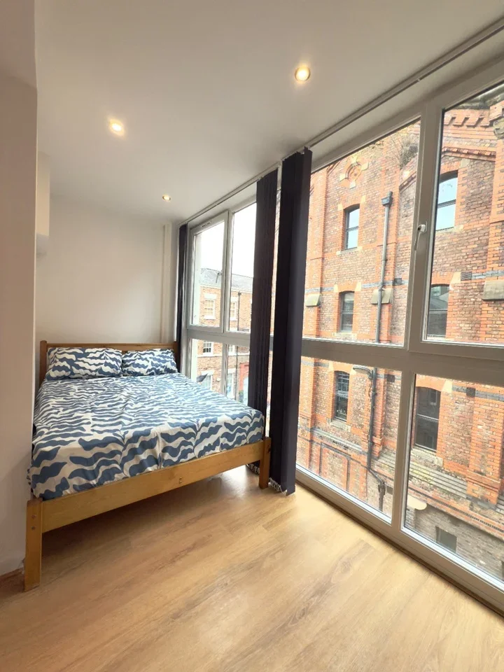 Flat Henry Street in Liverpool