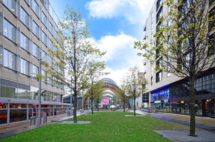Flat Westferry Road in Greater London