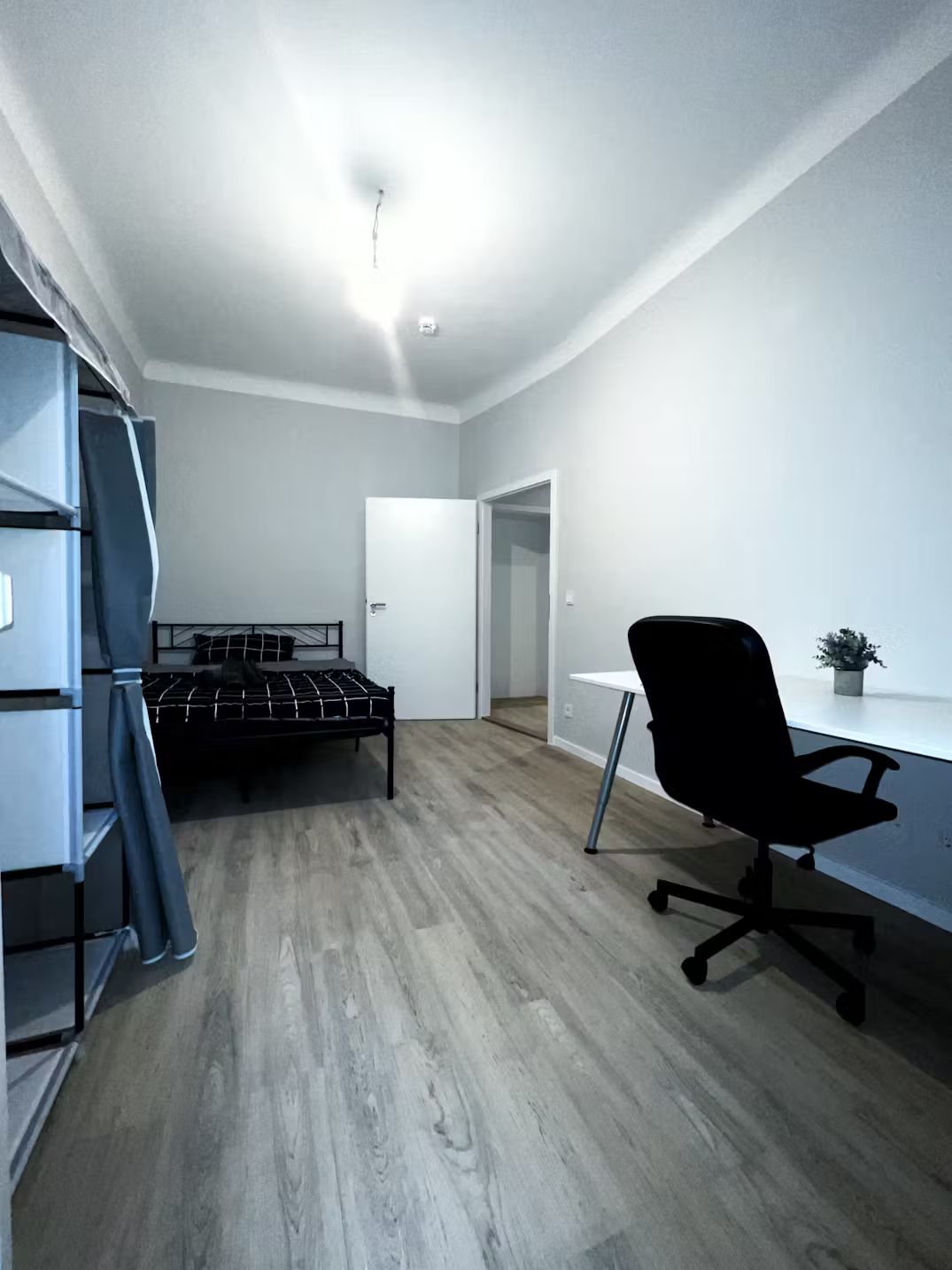Zimmer Herrenhausstraße in Berlin