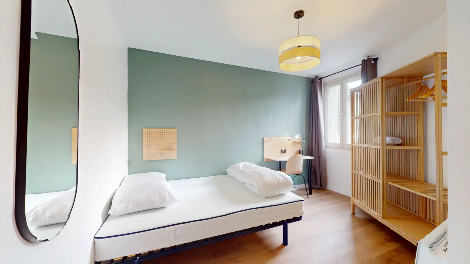 Flat Boulevard Victor in Paris