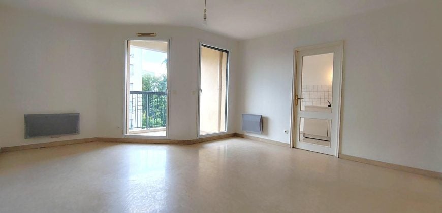 Flat Rue Saint-Maximin in Lyon