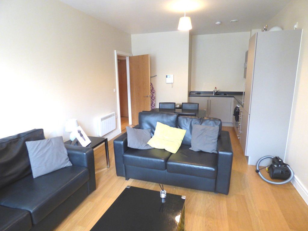 Flat Skipton Close in Hazel Grove