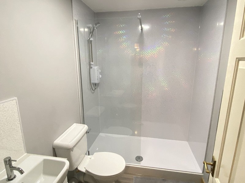 Flat Sandford Road in Winscombe