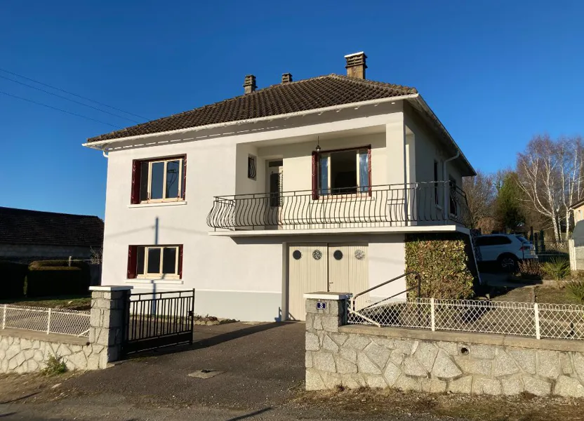 House Rue du Viaduc in Saint-Germain-les-Belles