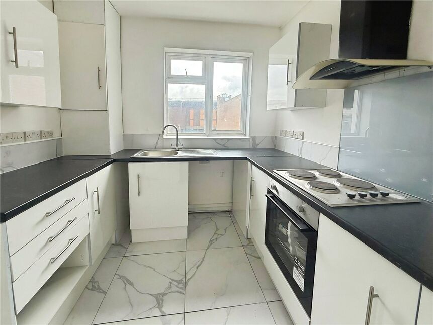 Flat Palmerston Road in Portsmouth